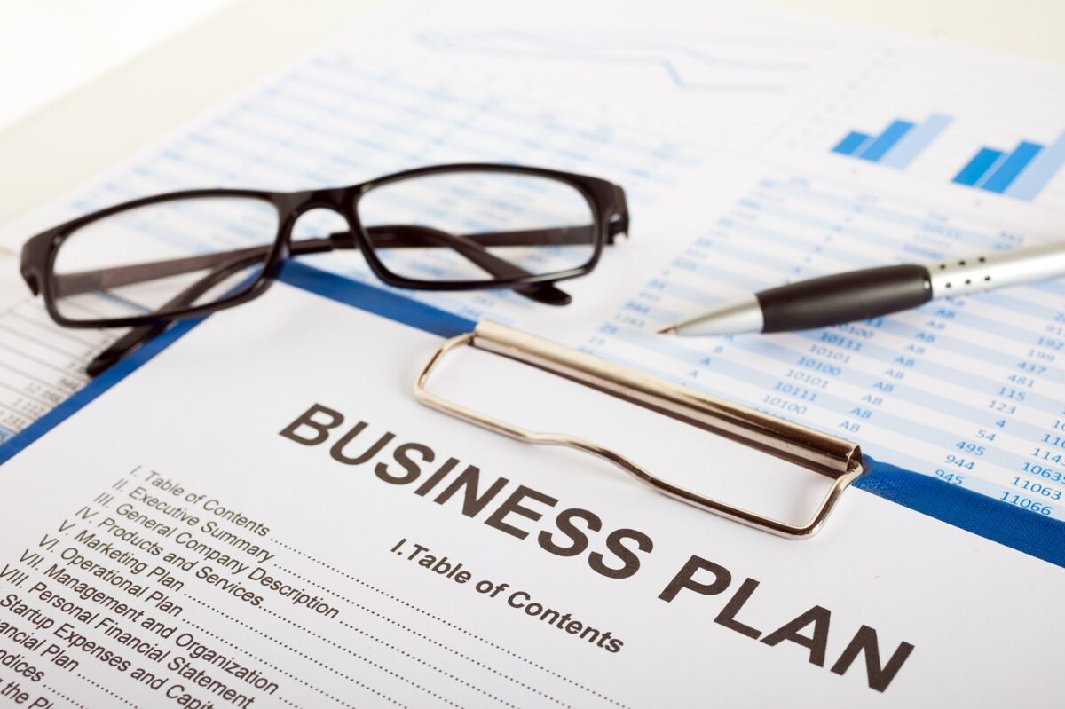 how long does it take to write a business plan